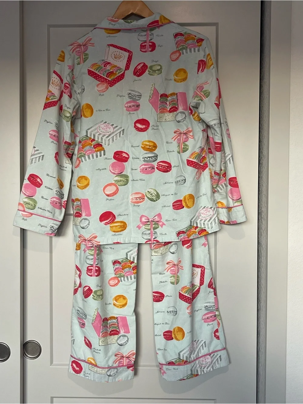 Nick & Nora Macaron Print Pajama Set - Light Blue, Pink & Yellow